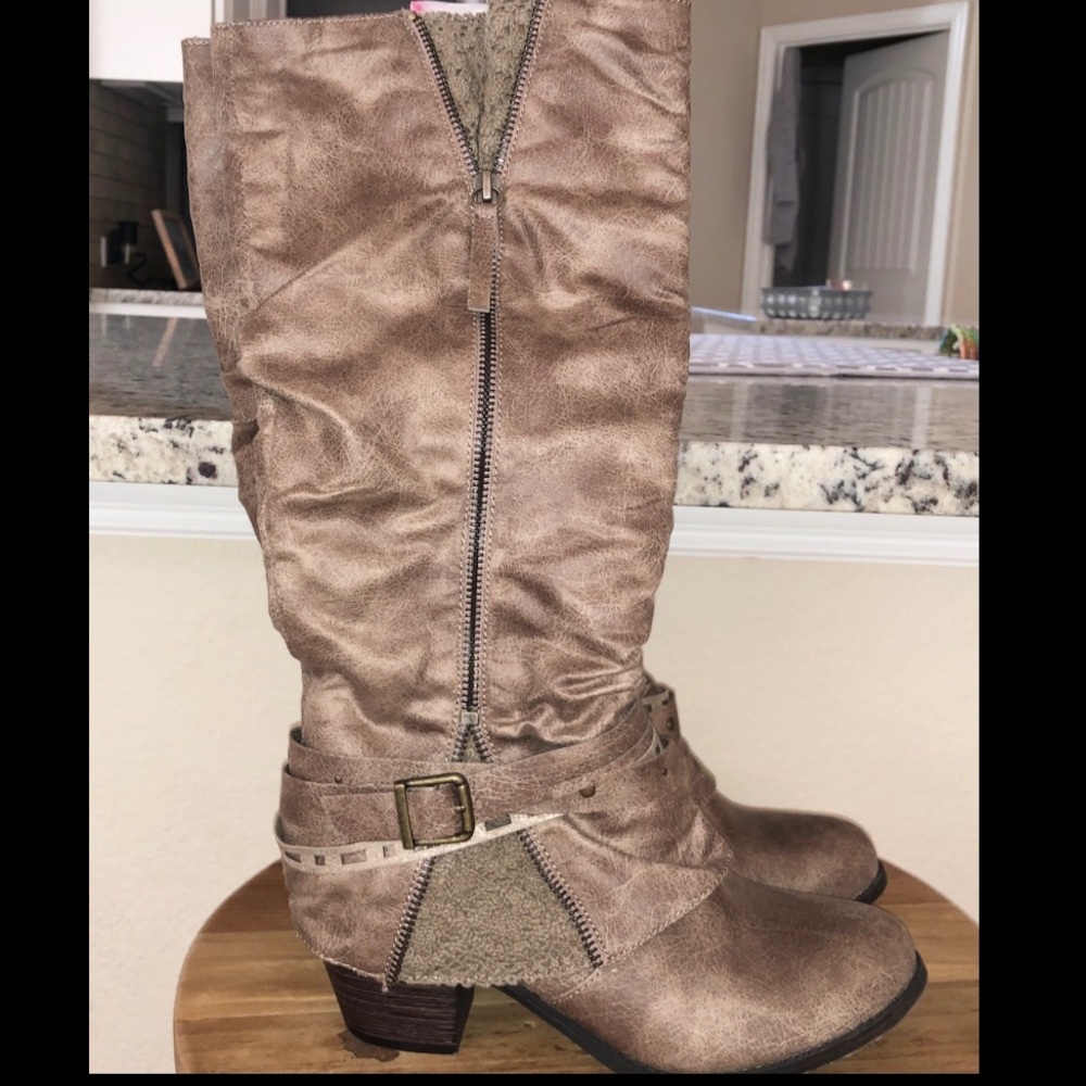 Pop Omaria Knee Boots